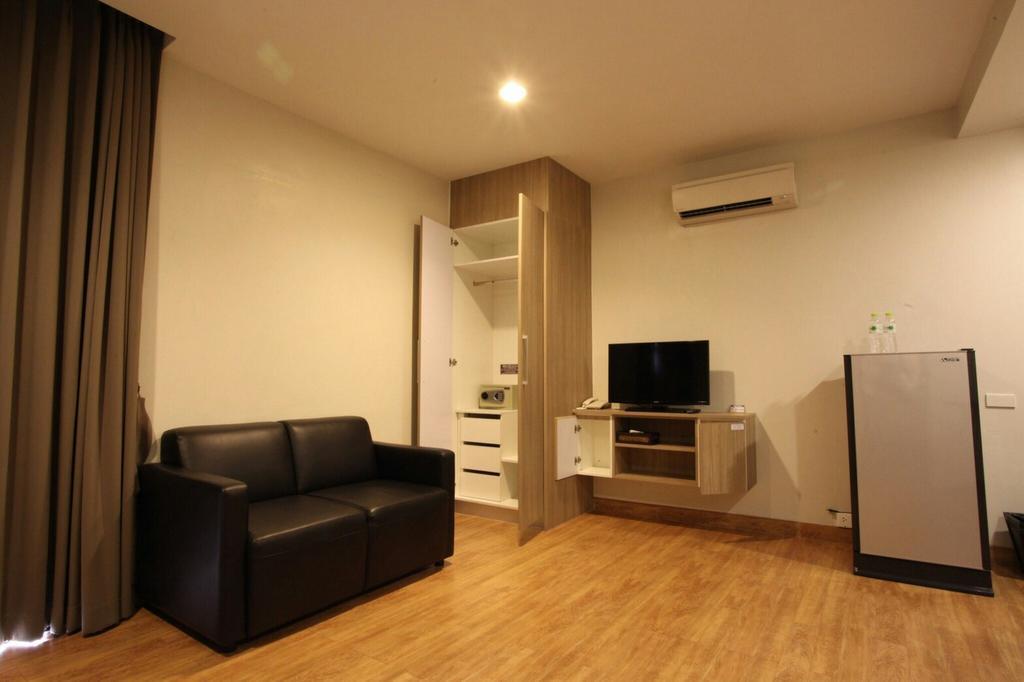 Narita Amata Hotel Чонбури Екстериор снимка