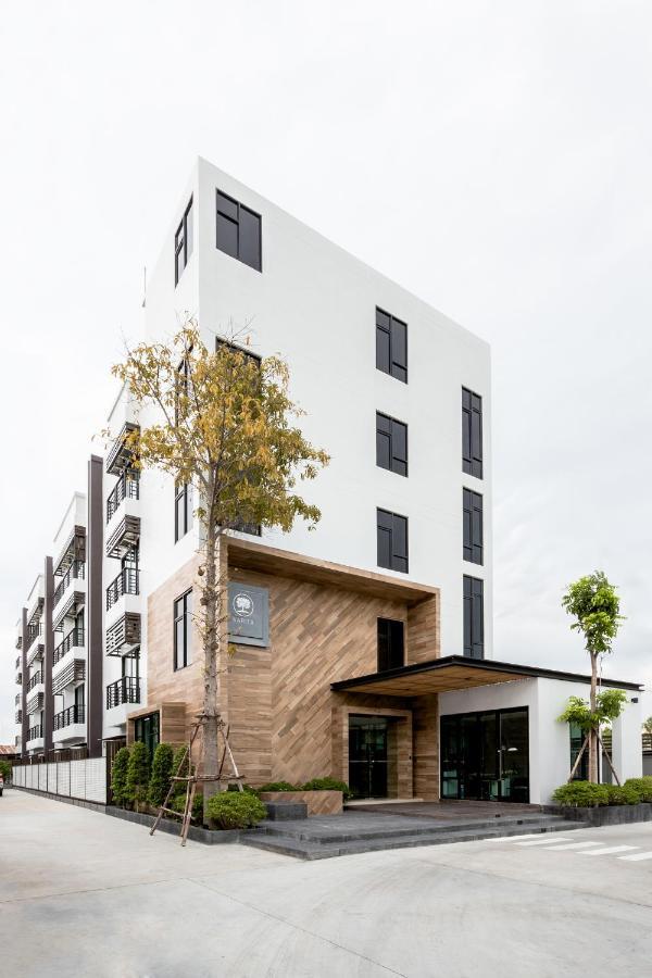 Narita Amata Hotel Чонбури Екстериор снимка
